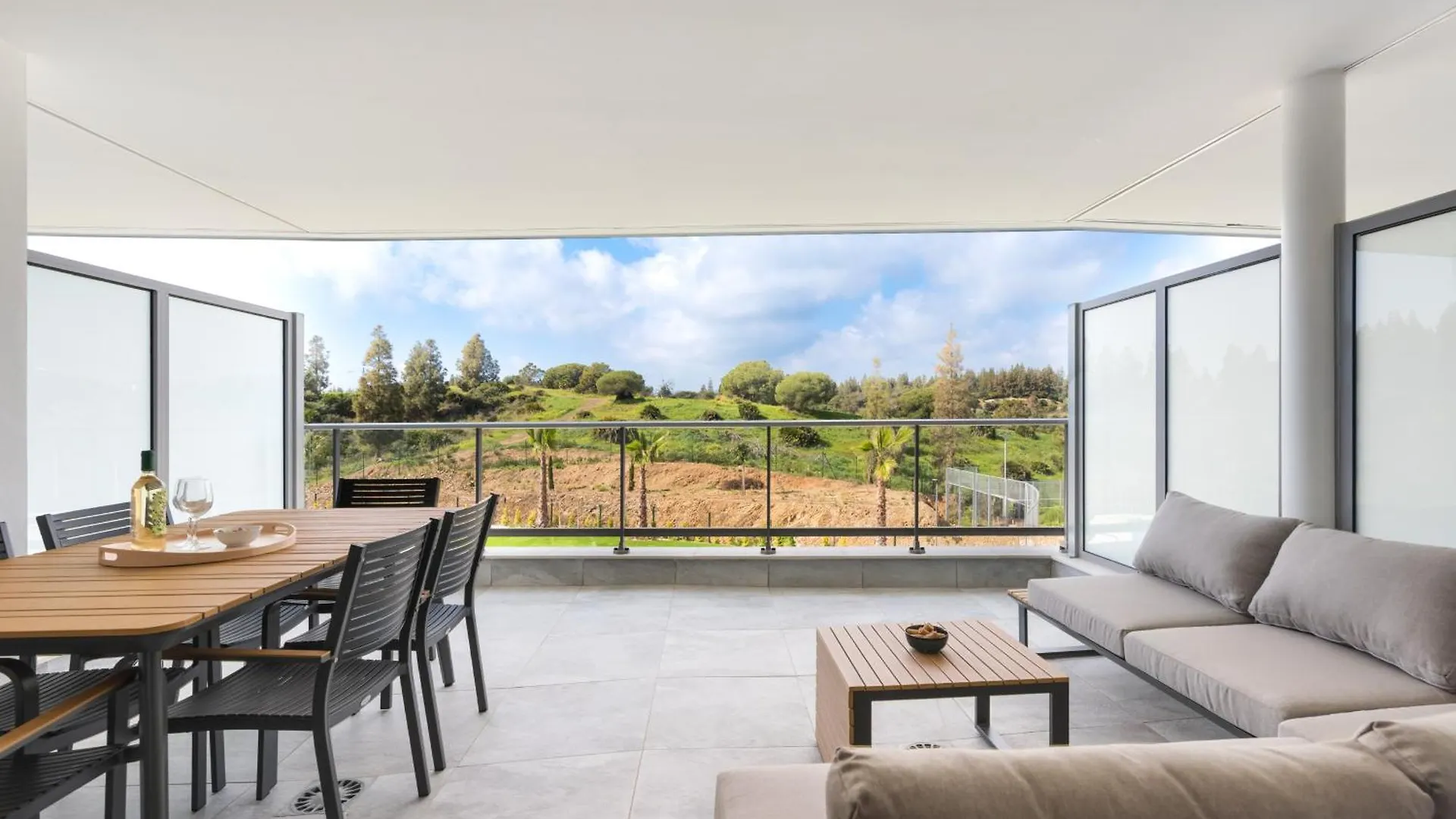 Aralia - 3-Bedroom Coastal Luxury Apartment In Mijas